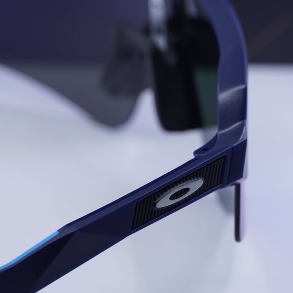 Oakley OO9465 0539 Shield Sunglasses - Matte Navy/Prizm Sapphire - Picture 7 of 9